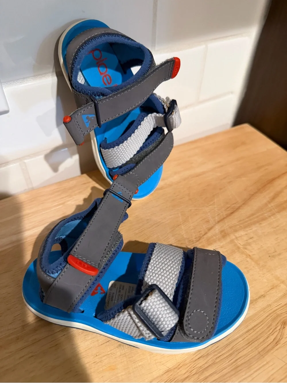 PLAE Wes Aloha Sandal- Size 8 -Toddler